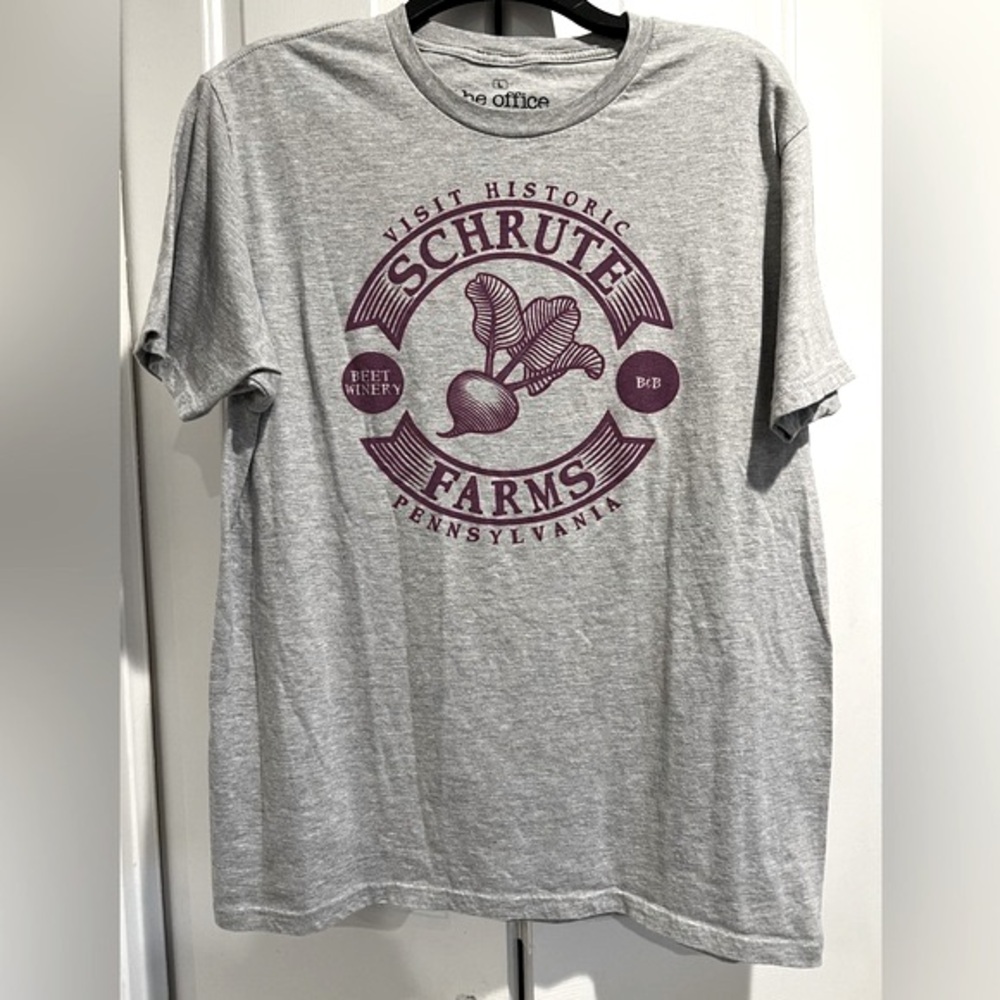 ⭐️ The Office ⭐️ Schrute Farms Design in Maroon / Purple on Gray Short Sleeves